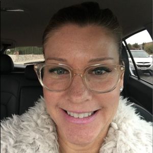 Meet your Posher, Kellie